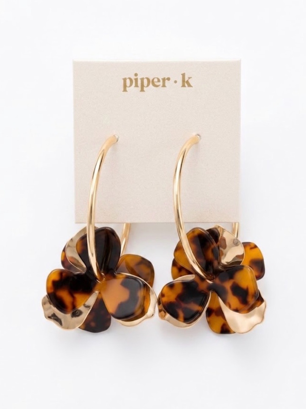NWT ⚜️🤎⚜️ Piper K Resin Flower Hoops in Brown Tortoise